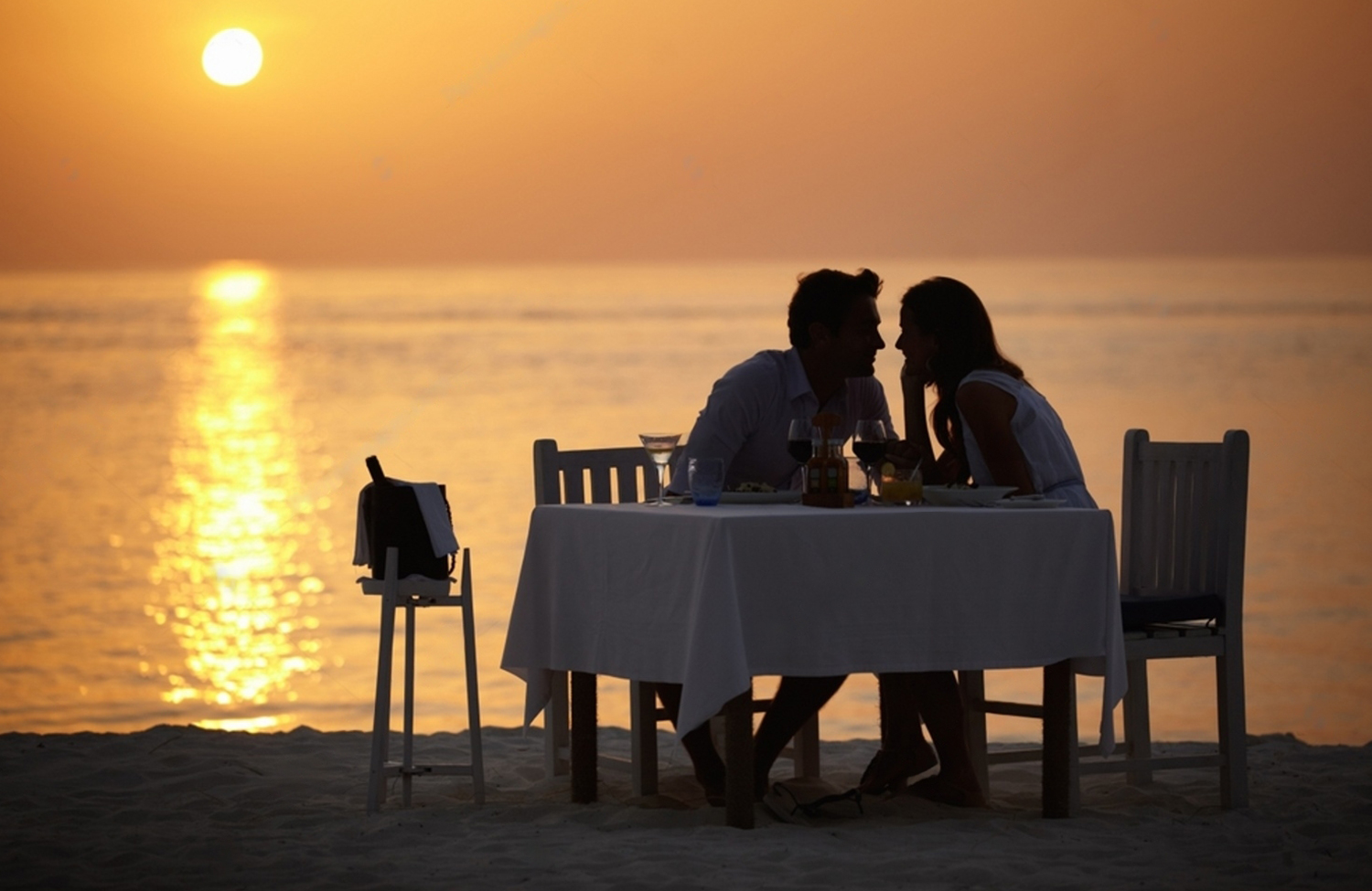 2-Romantic-Relationship